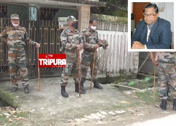 Crime Branch Raided former CPI-M Minister Pabitra Kar's House in Money Laundering Case : Media Persons were not Allowed to enter inside Crime Branch Raided former CPI-M Minister Pabitra Kar's House in Money Laundering Case : Media Persons were not Allowed to enter inside